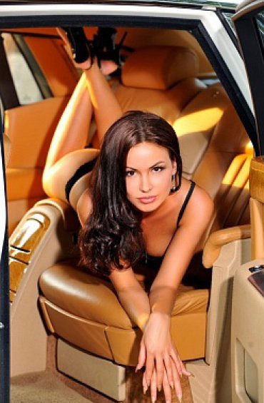 Симпатичная, нежная, ласковая девушка. Приглашу в гости мужчину в е Симпатичная, нежная, ласковая девушка. Приглашу в гости мужчину в е