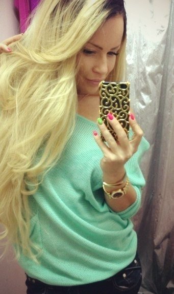 Девушка ждет в гости мужчину в е Девушка ждет в гости мужчину в е