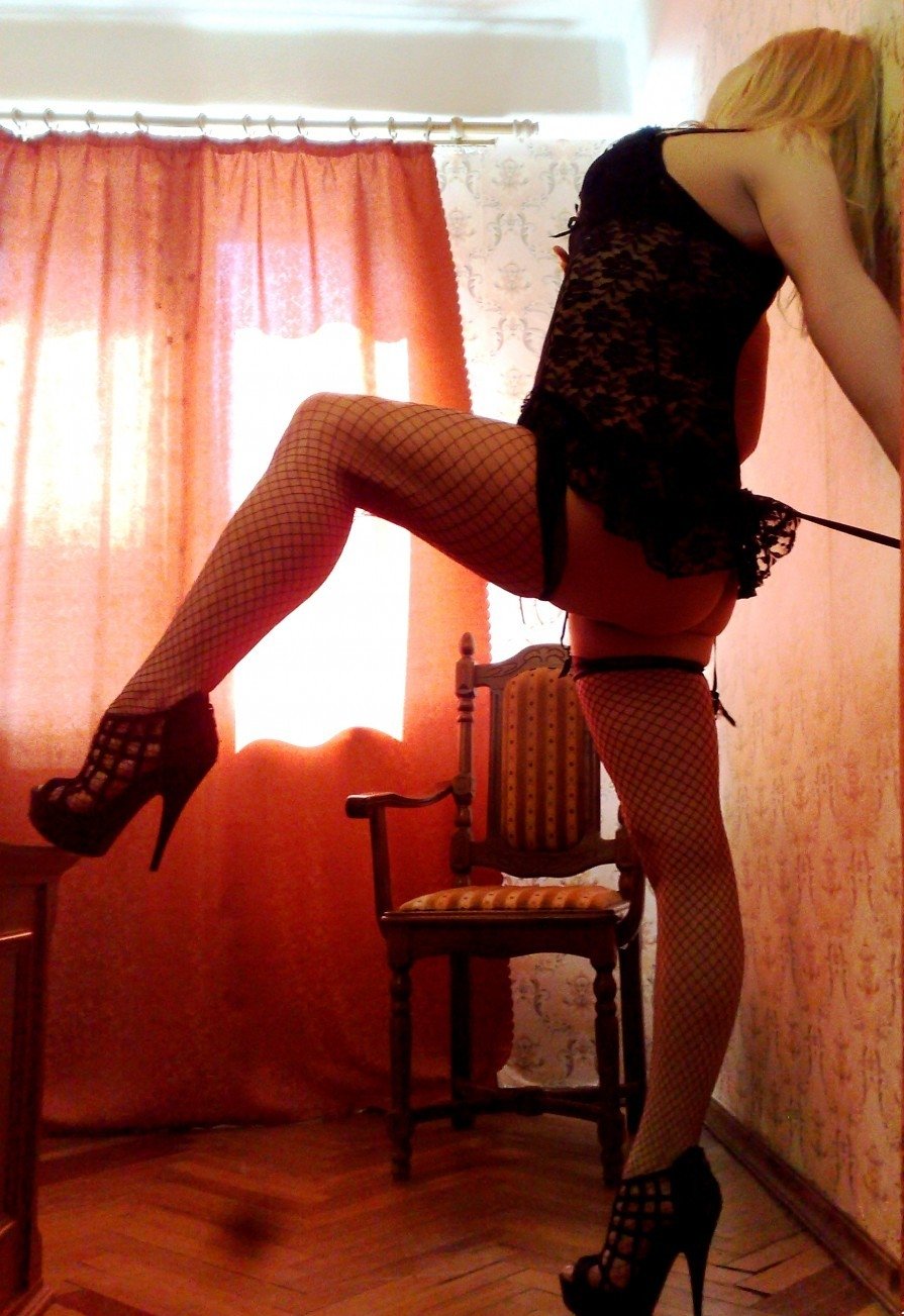 Девушка из , ищу парня для встреч, я замужем Девушка из , ищу парня для встреч, я замужем