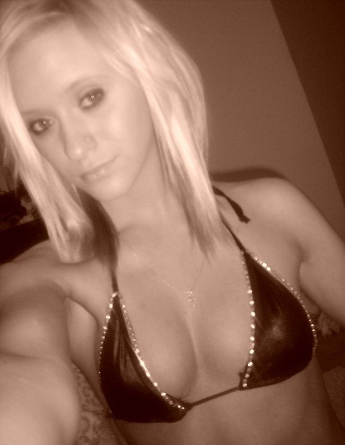 Красивая, молодая, стройная девушка, ищу ухоженную, прекрасную девушку для встреч Красивая, молодая, стройная девушка, ищу ухоженную, прекрасную девушку для встреч